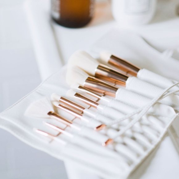 ROSE GOLD 10-Piece Luxury Makeup Brush Set - Picture 1 of 9